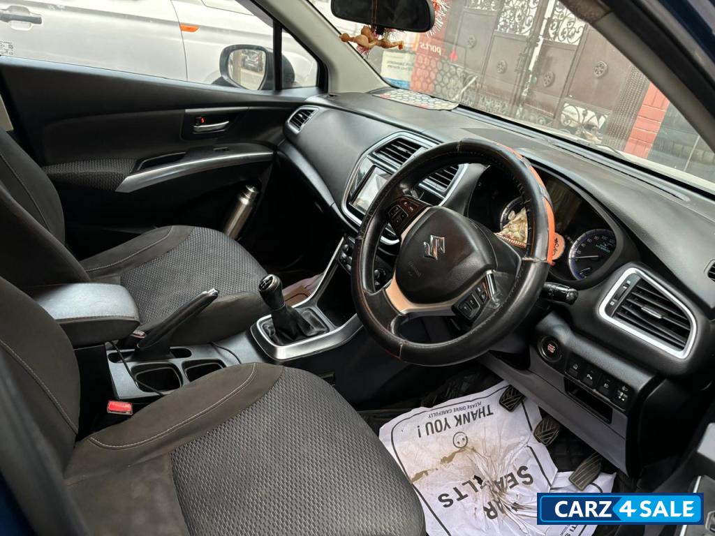 Maruti Suzuki S-Cross ZETA