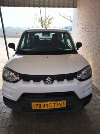 Maruti Suzuki S-Presso CNG Optional