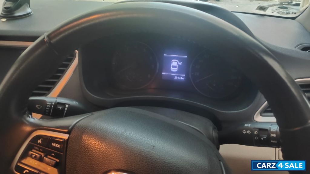 Hyundai Verna SX Hyundai Verna SX