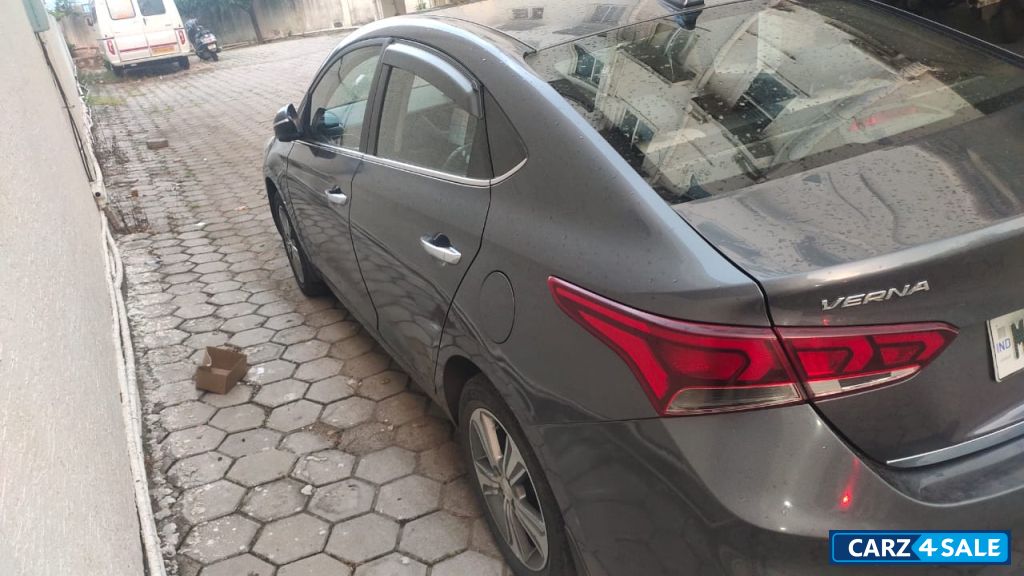 Hyundai Verna SX Hyundai Verna SX