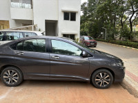 Honda City V