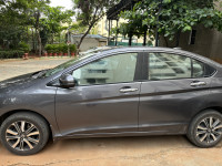 Honda City V