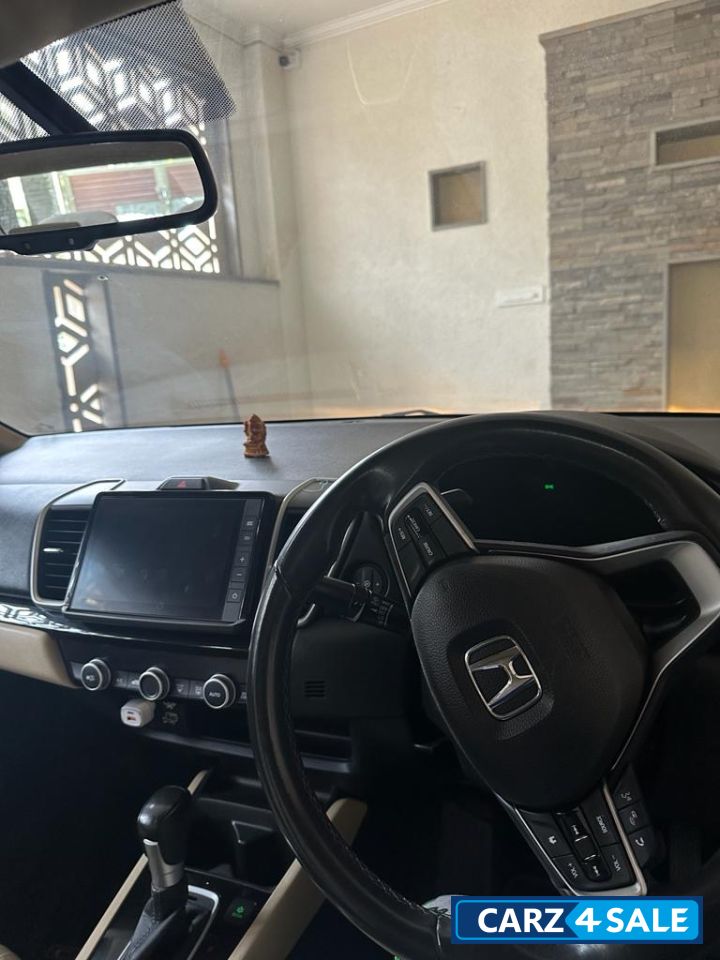 White Honda City CVT -AT