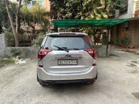 Mahindra XUV 500 W11 AWD AT