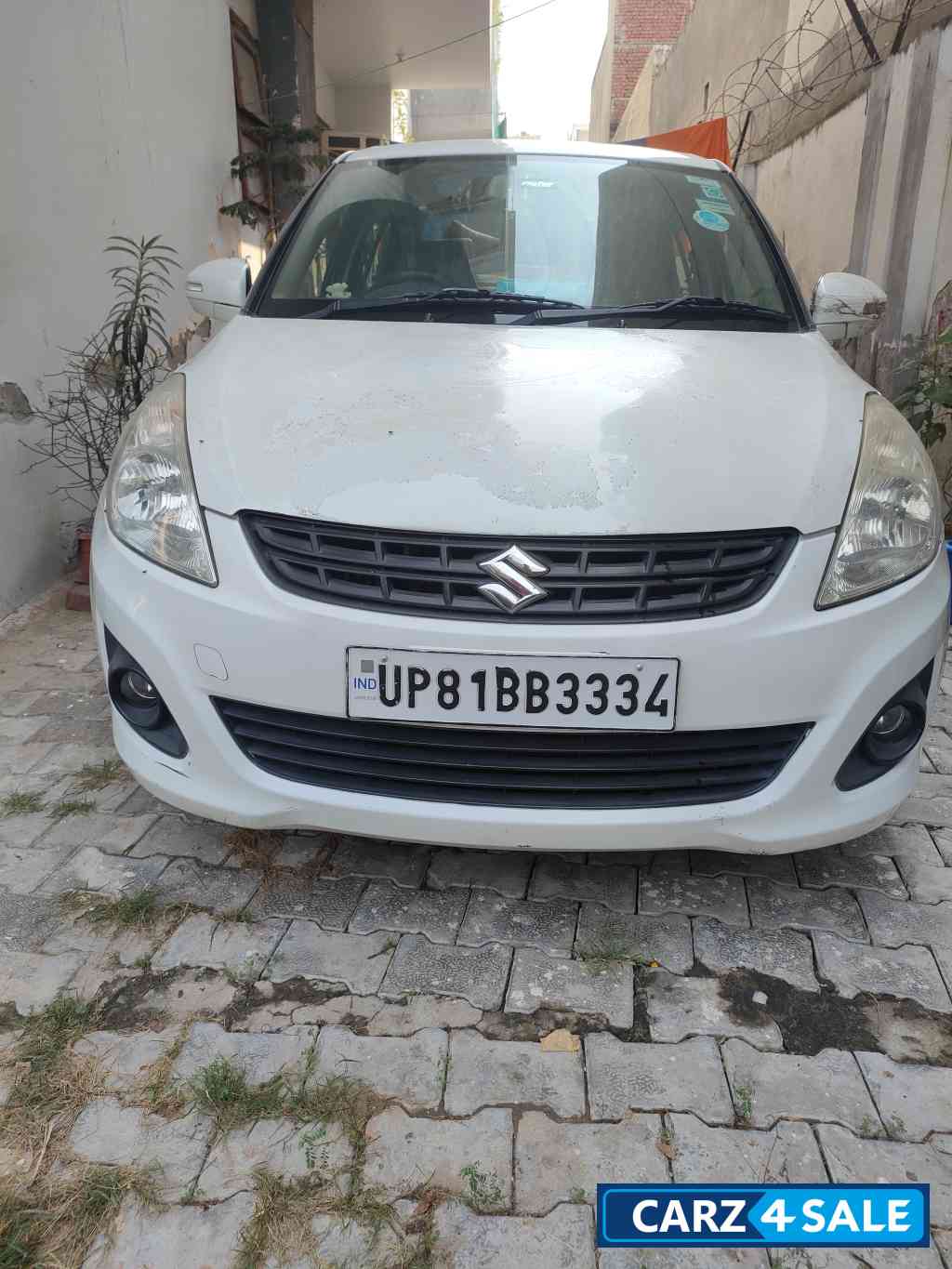 White Maruti Suzuki Dzire Vdi