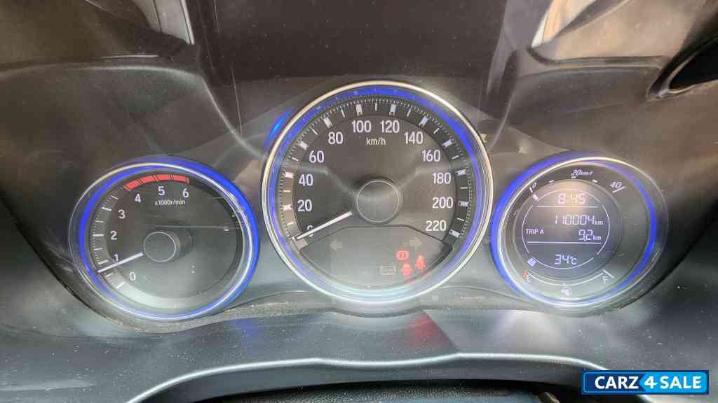 Honda City V i-dtech