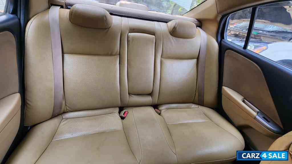 Honda City V i-dtech