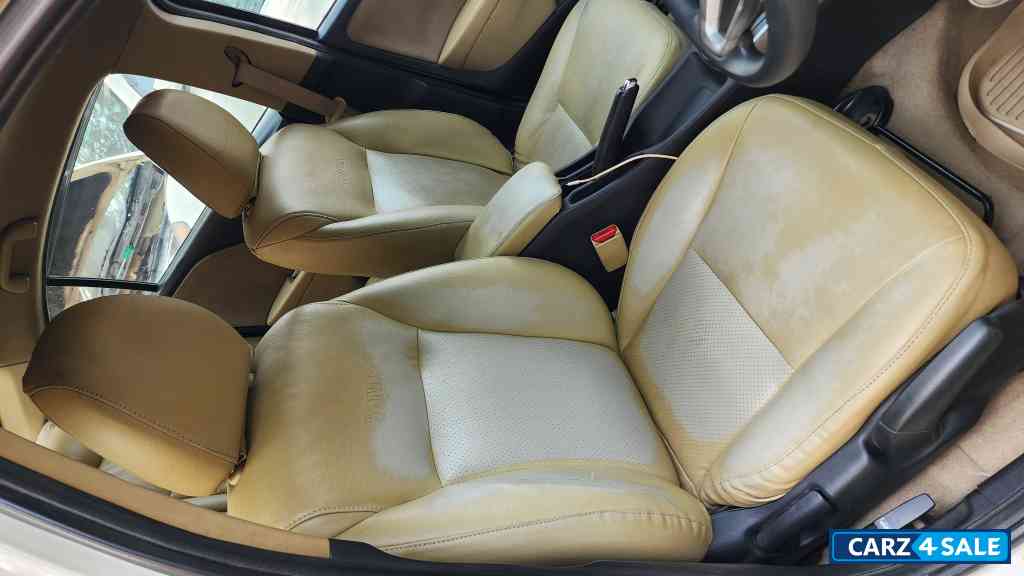 Honda City V i-dtech