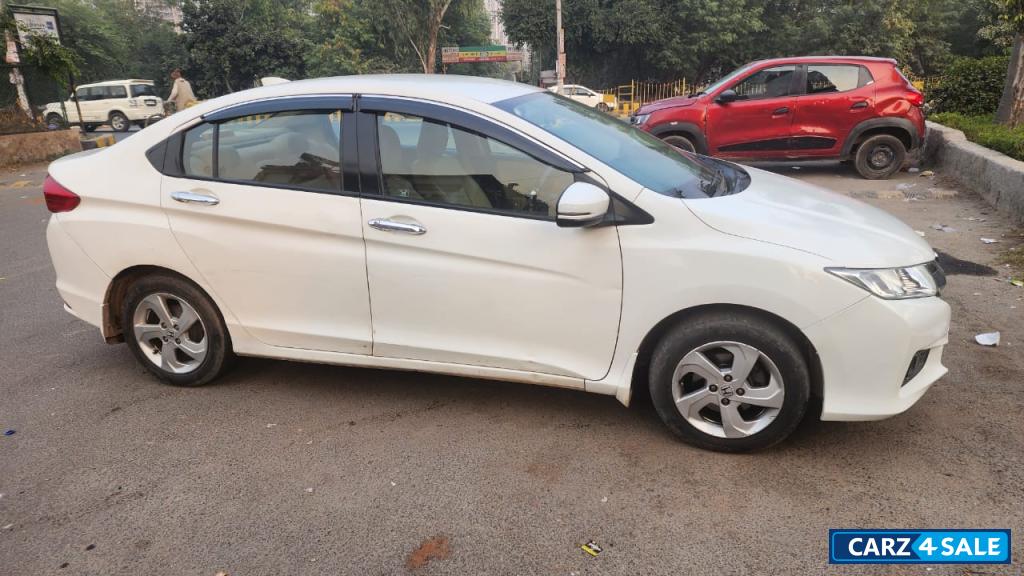 Honda City V i-dtech