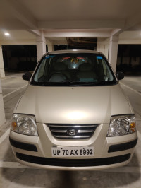Off White Hyundai Santro GLS
