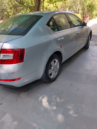 Silver Skoda Octavia 1.8 style automatic