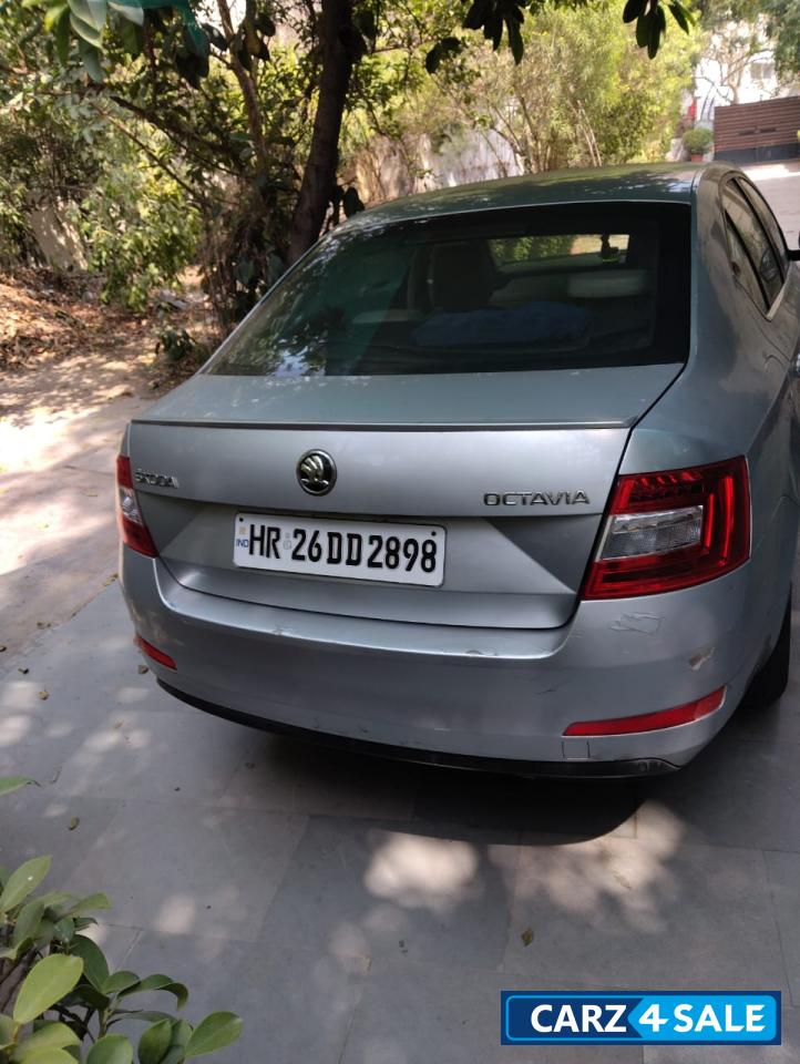 Silver Skoda Octavia 1.8 style automatic