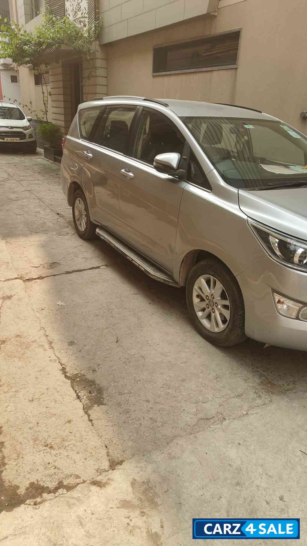 Silver Toyota Innova Crysta vx 7seater Silver Toyota Innova Crysta vx 7seater
