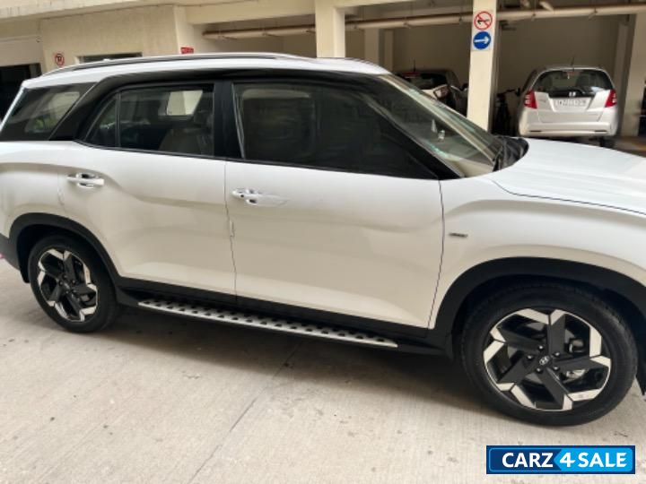 Hyundai Alcazar 2022 Hyundai Alcazar Signature (O) 7 Seater 1.5 Diesel AT