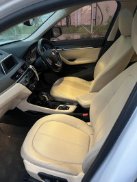 White BMW X1 sDrive X-Line