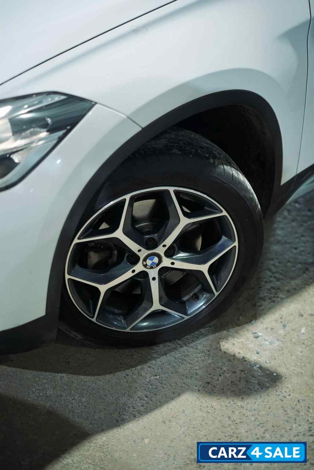 White BMW X1 sDrive X-Line