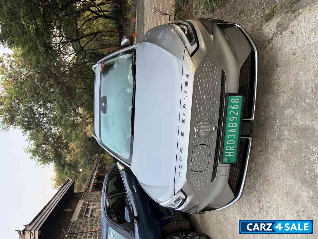 Ashen Silver MG ZS EV Exclusive