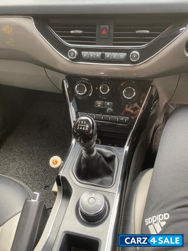 Tata Nexon Xm