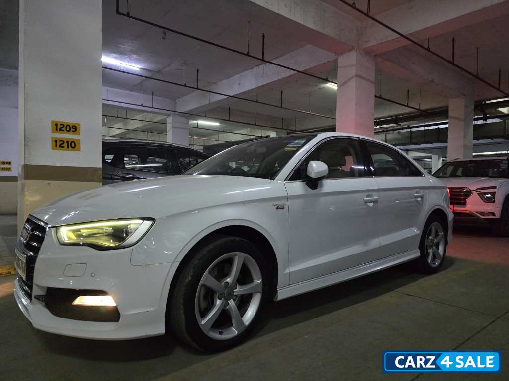 White Audi A3 40 TFSI Premium