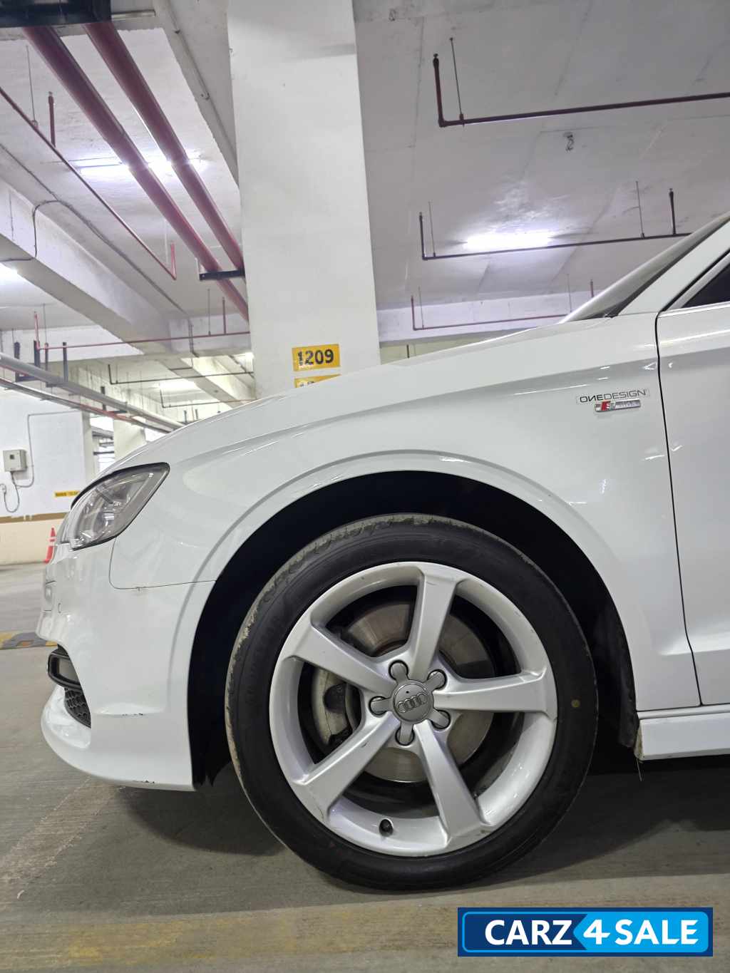 White Audi A3 40 TFSI Premium