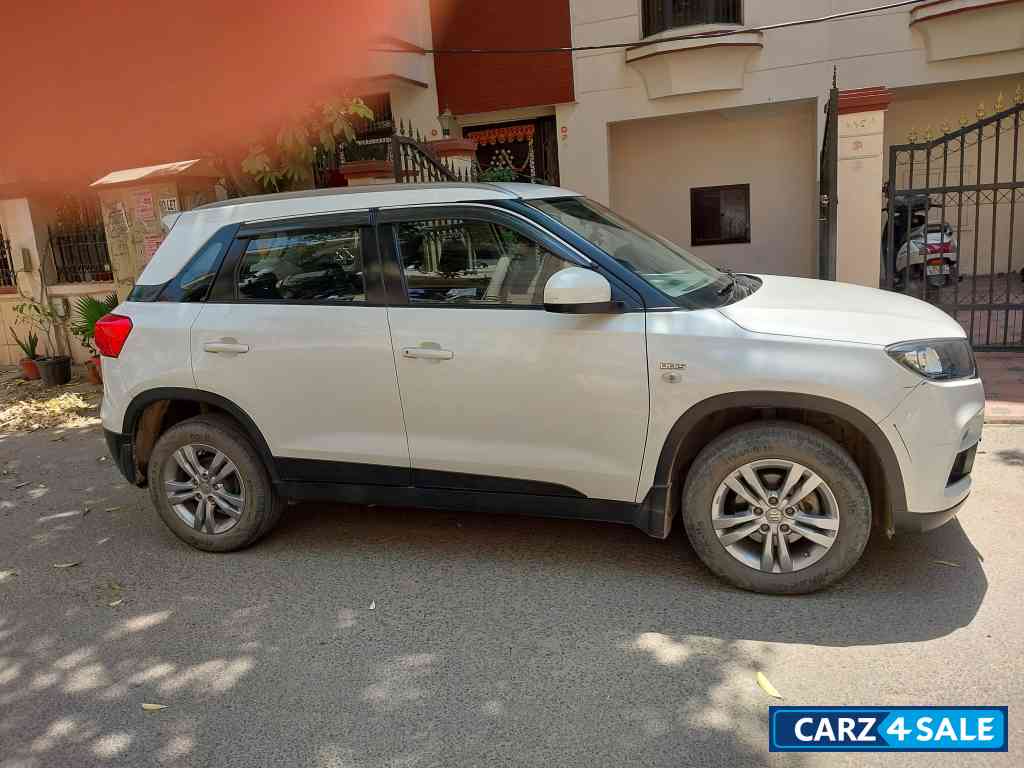 Maruti Suzuki Vitara Brezza Zdi
