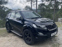 Volcanic Black Mahindra XUV 500 W5