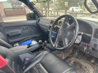 White Toyota Hilux 3.0 D4D 4x4