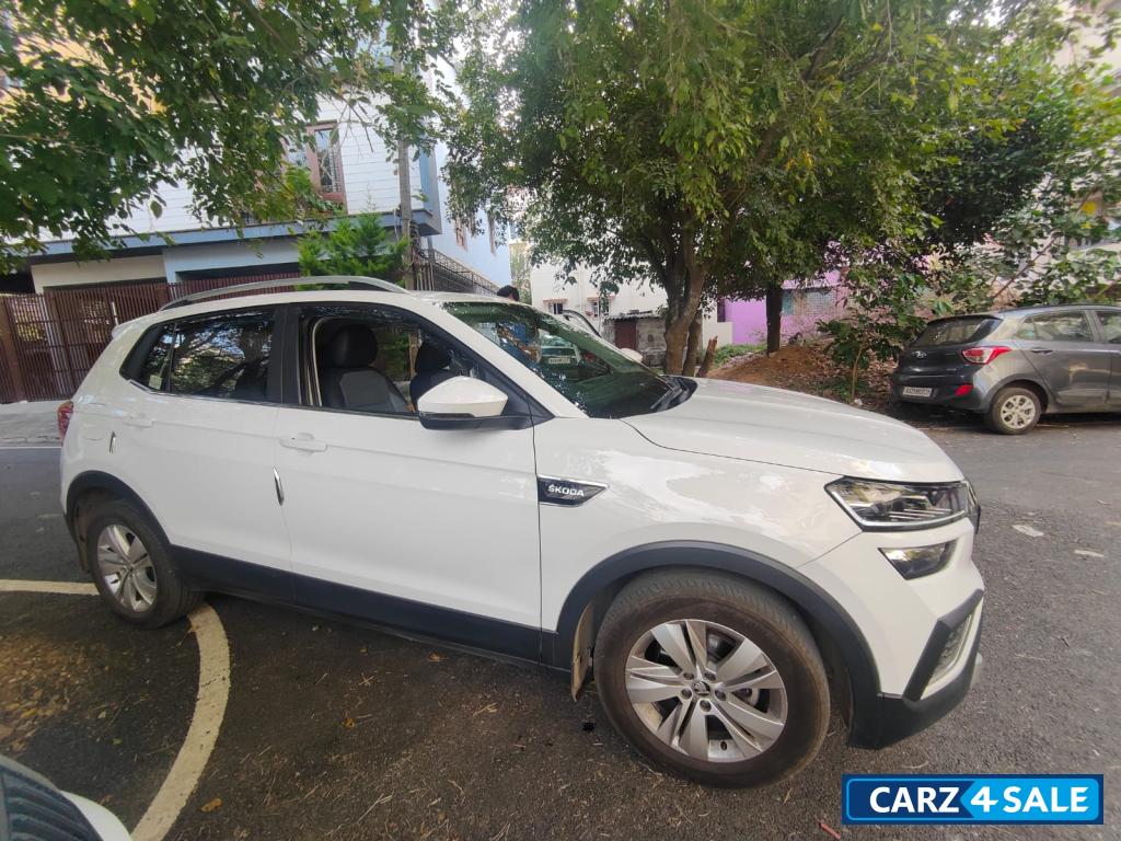 White Skoda Kushaq Ambition