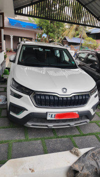 White Skoda Kushaq Ambition