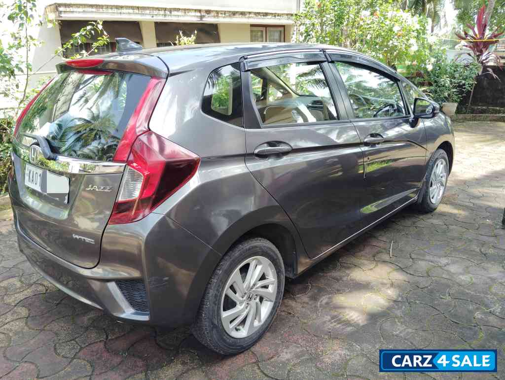 Modernstee Honda Jazz v
