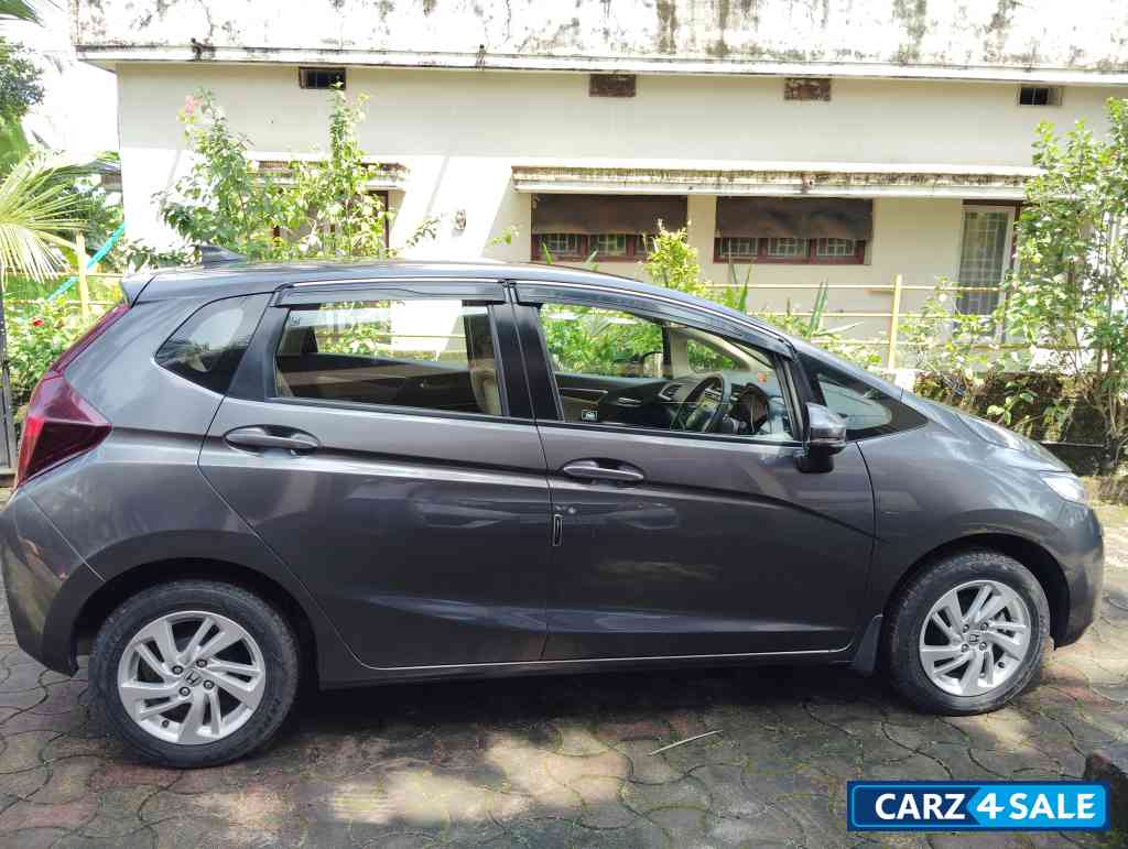 Modernstee Honda Jazz v