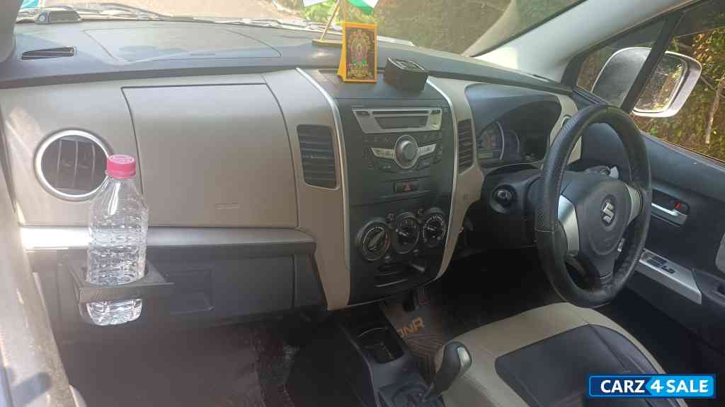 Sliver Maruti Suzuki Wagon R VXI PLUS O AMT