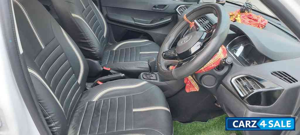 White Tata Tiago NRG XZ Automatic White Tata Tiago NRG XZ Automatic