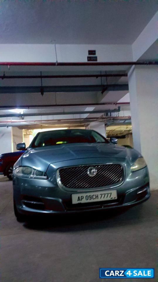 Jaguar XJ L 5.0L v8 petrol