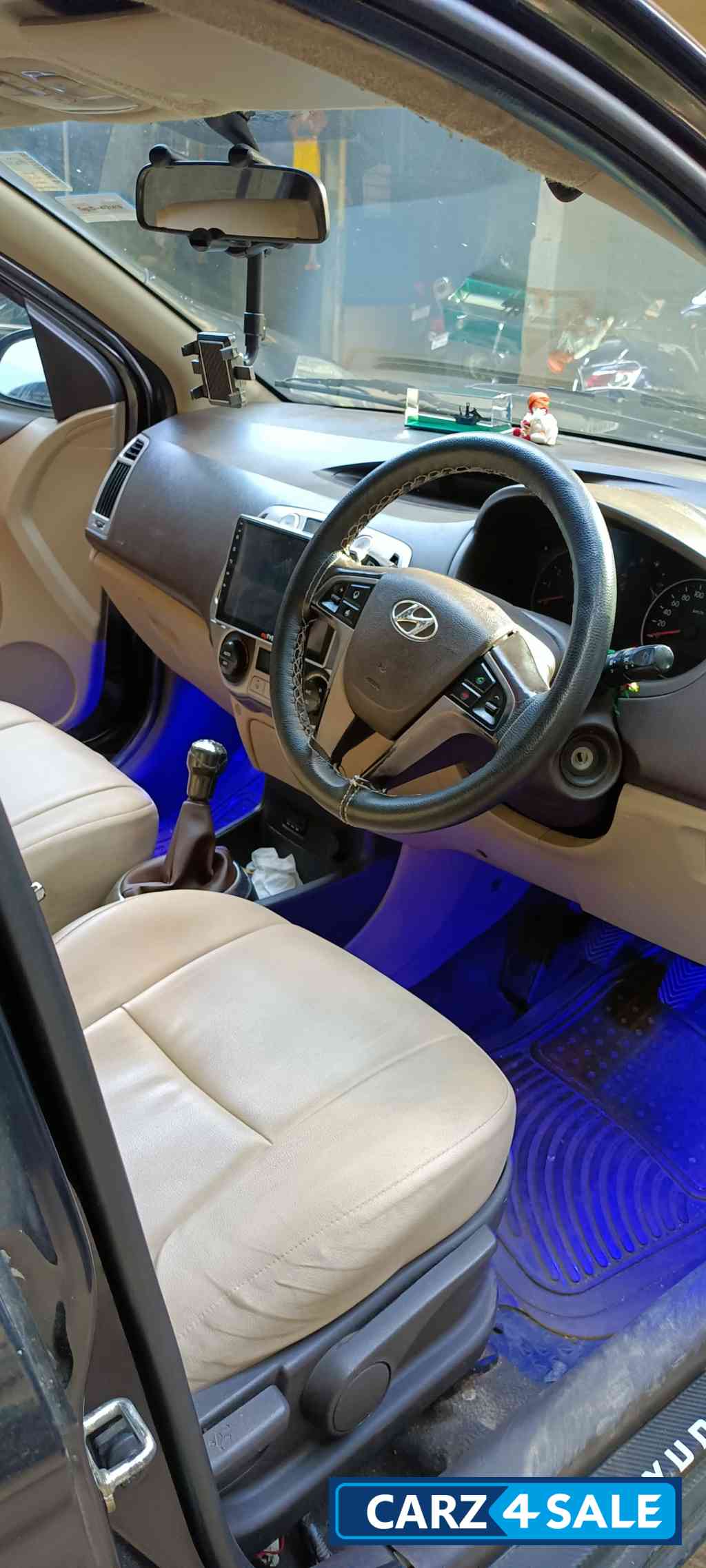 Hyundai i20 Asta with Sunroof