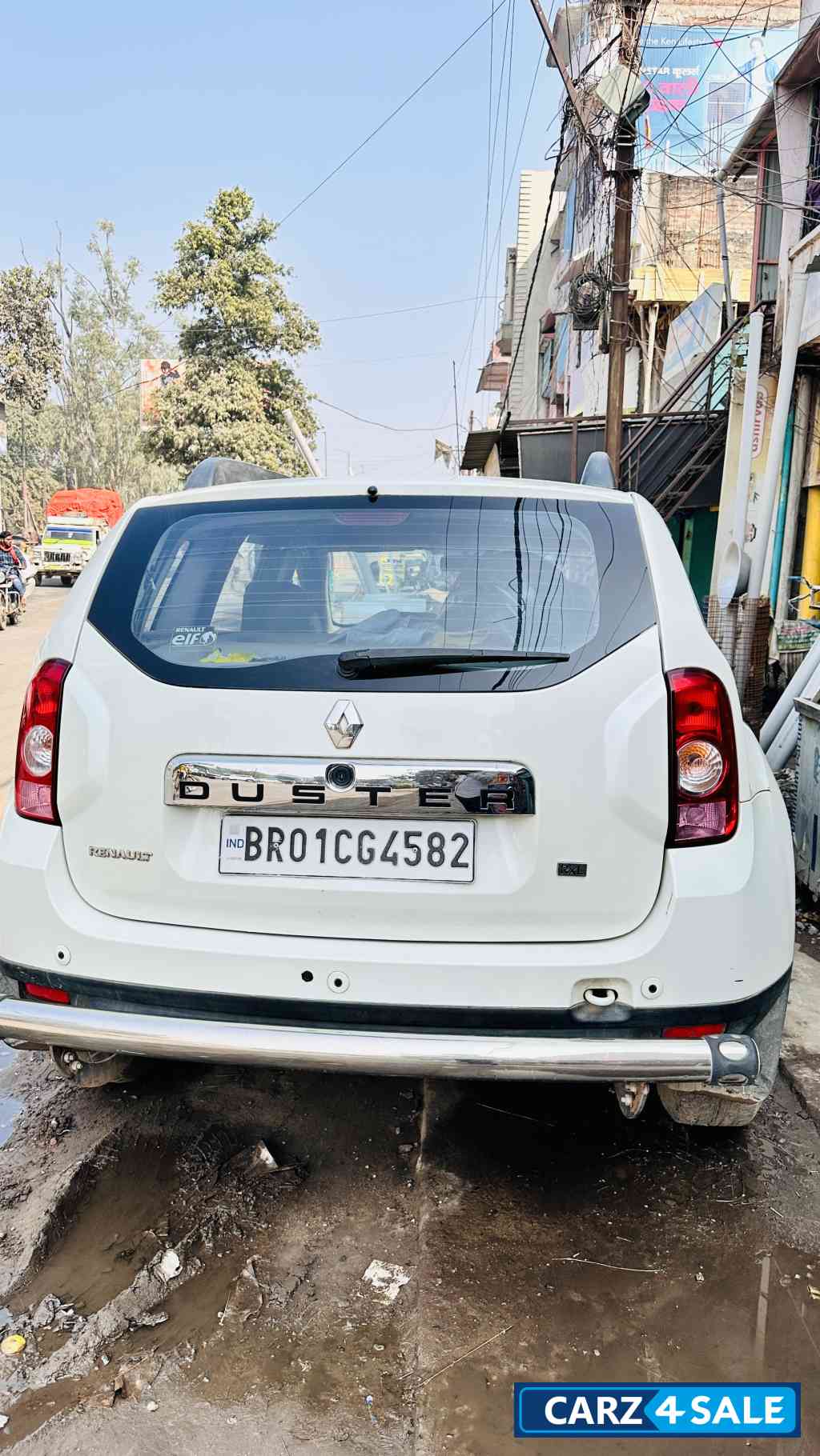 White Renault Duster Rxl Petrol