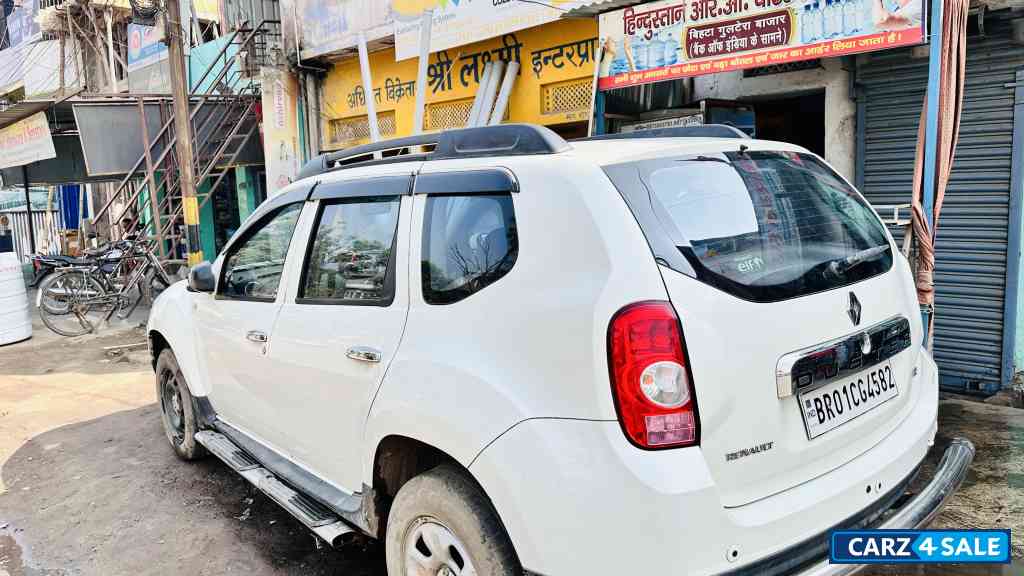 White Renault Duster Rxl Petrol