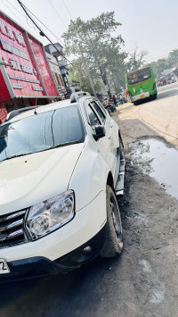 White Renault Duster Rxl Petrol