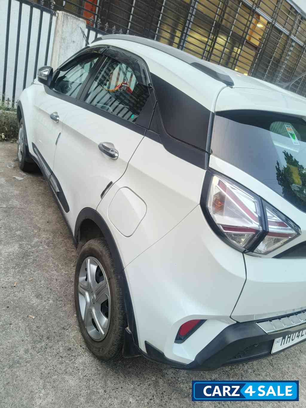 White Tata Nexon Xm