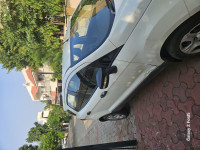 White Ford Ecosport Ambient