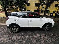 White Mahindra XUV400 Long range