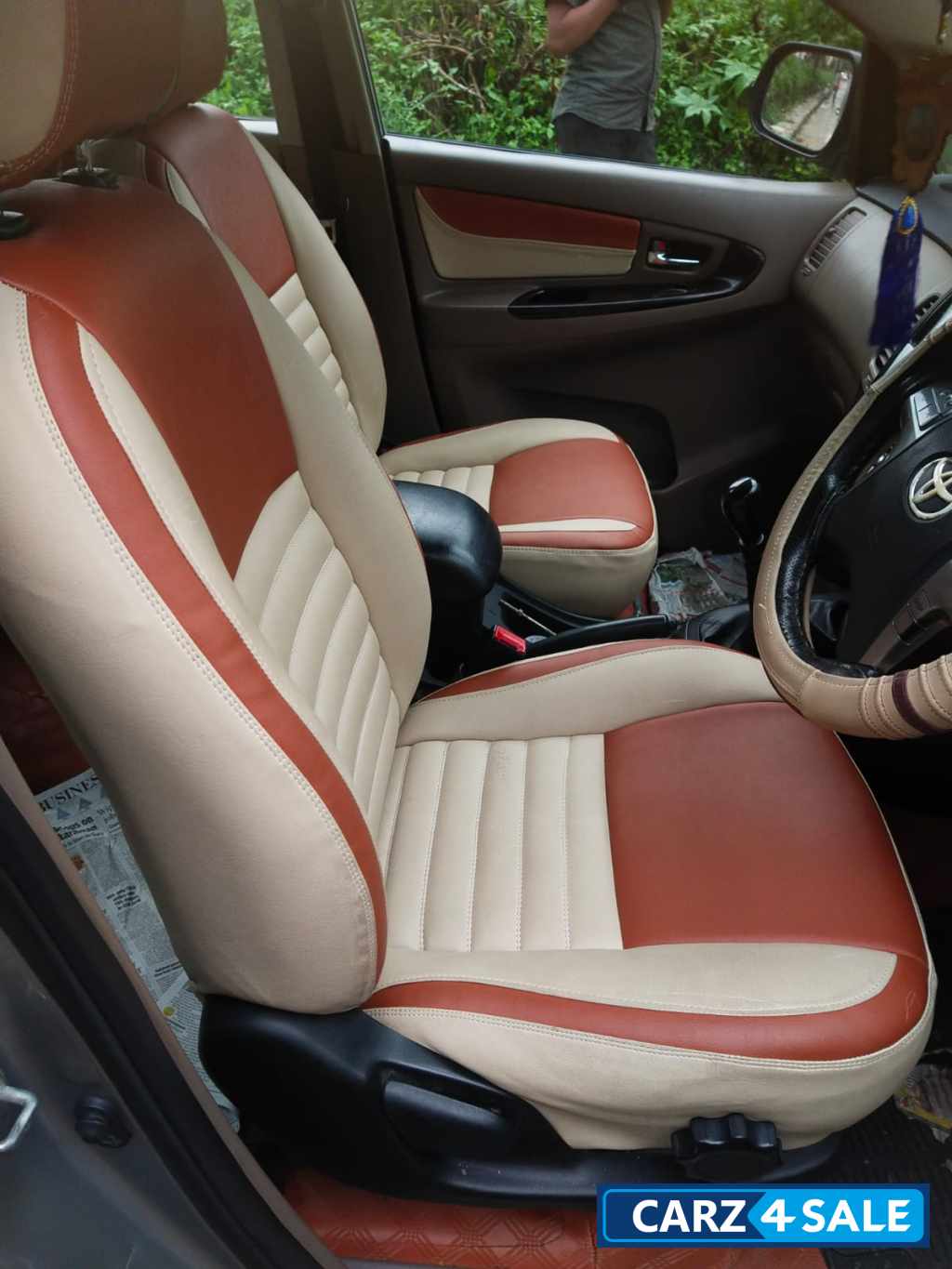 Toyota Innova 2.5 VX BS IV 8 STR