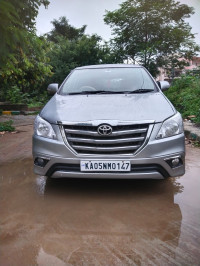 Toyota Innova 2.5 VX BS IV 8 STR