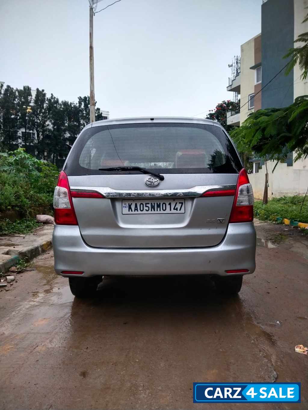 Toyota Innova 2.5 VX BS IV 8 STR