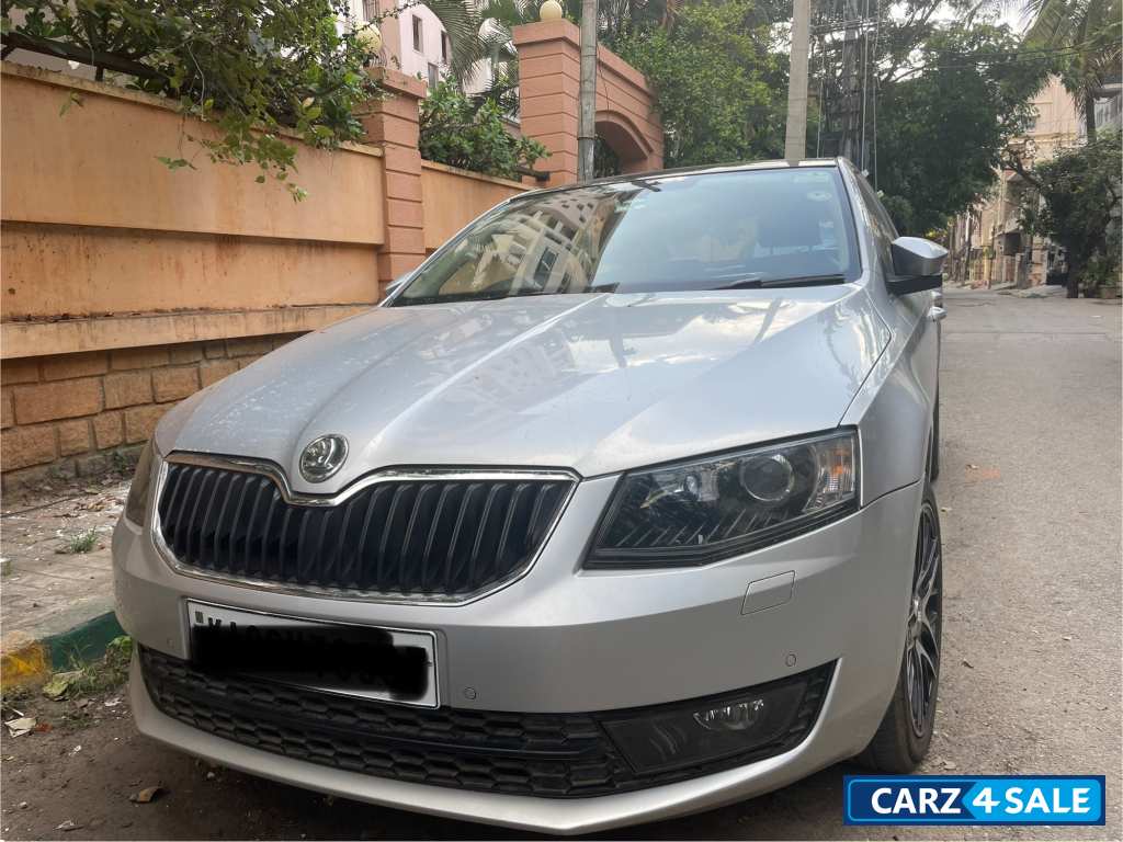 Skoda Octavia Elegance 2.0 tdi