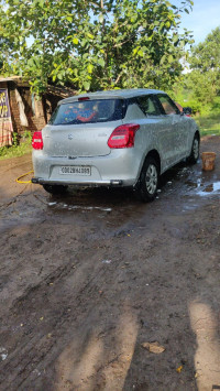 Maruti Suzuki Swift Vxi