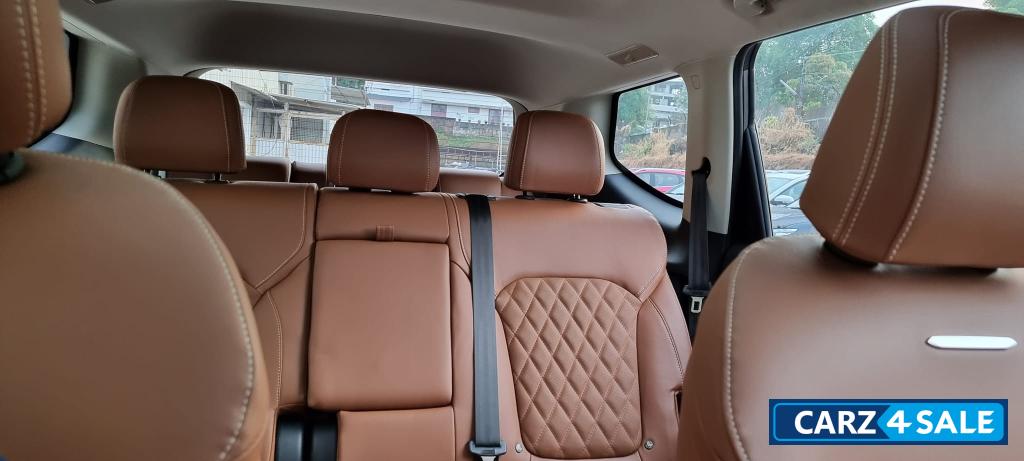 Metal Ash MG Gloster SAVVY 4x4 Diesel