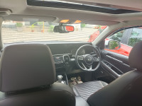 Pearl White Kia Sonet GT Line Diesel Automatic