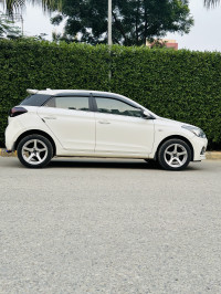 Hyundai Elite i20 Magna plus