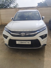 Toyota Urban Cruiser Hyryder S CNG